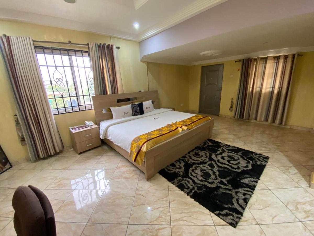 Bays Lodge, Accra Bagian luar foto