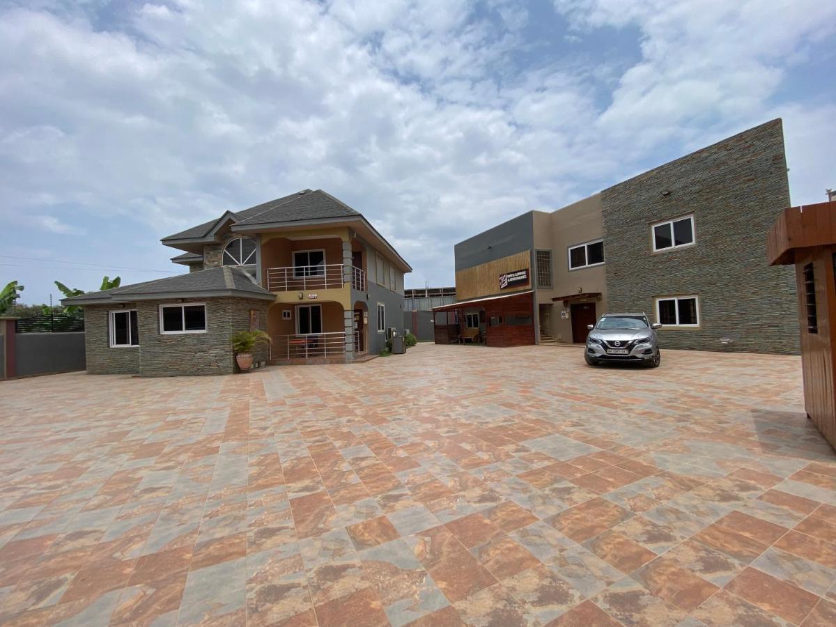 Bays Lodge, Accra Bagian luar foto