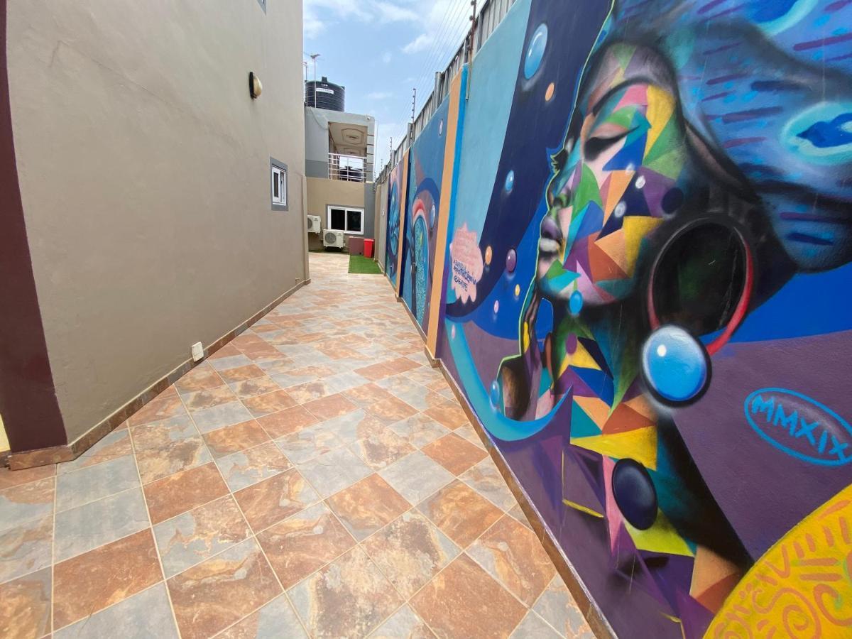Bays Lodge, Accra Bagian luar foto