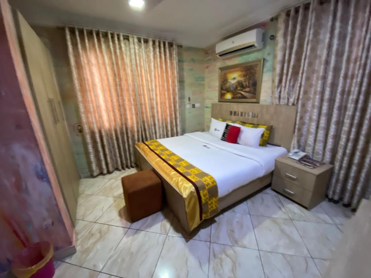 Bays Lodge, Accra Bagian luar foto
