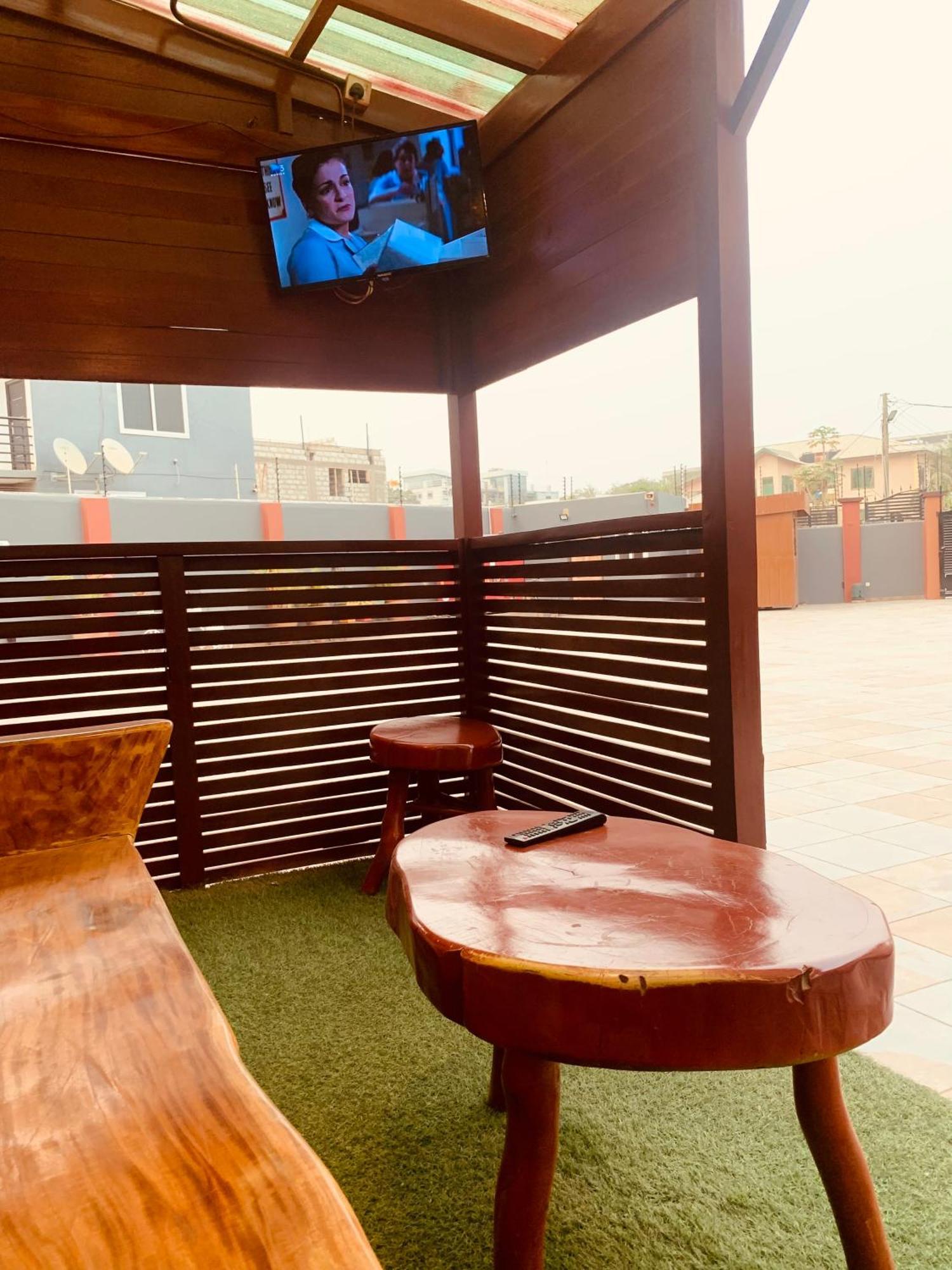 Bays Lodge, Accra Bagian luar foto